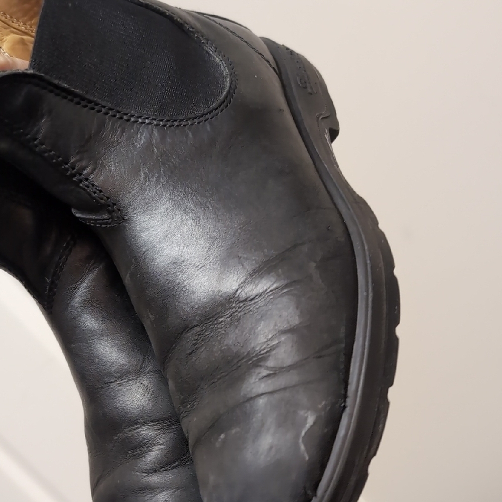 Blundstone Black Leather Ankle Boots - Picture 7 of 10
